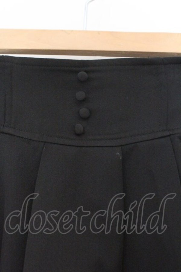 画像2: evelyn / ミディアムダブルフレアスカート F クロ O-26-02-23-047-LO-SK-OW-OS (2)