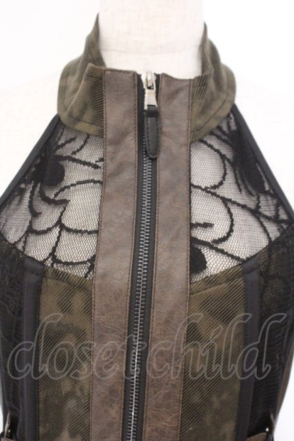 画像2: Qutie Frash / ホルターコルセットベスト  カーキ×カモフラージュ O-26-02-23-009-QU-JA-OW-OS (2)