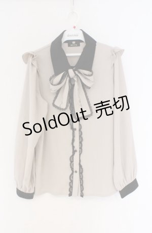 画像: Rojita / ロゴリボンブラウス  ベージュ×クロ O-26-02-24-1001-LO-OP-IG-OS