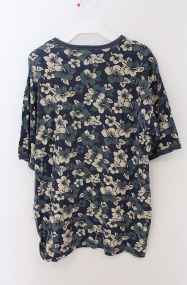 画像3: Karl Helmut / ハイビスカス柄Tシャツ L ネイビー O-26-02-24-1032-EL-TO-IG-OS (3)