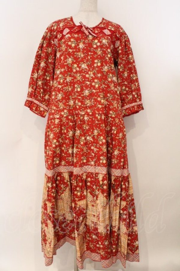 画像1: PINK HOUSE / ローズ&チェックパッチワークワンピース【お直しあり】  アカ O-26-02-24-062-LO-OP-IG-OS (1)