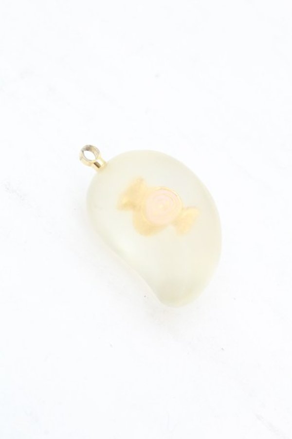 画像2: Q-pot. / Trick Ghost eats Spincandy Necklace（トリックゴーストイートスピンキャンディーネックレス）  クリア×ピンク×ゴールド O-26-02-24-2058-QP-AC-IG-OS (2)