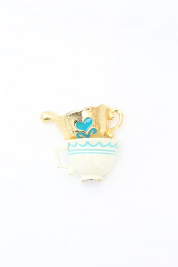 画像1: Q-pot. / Mad Tea Party Double TeaCup チャーム  ゴールド×オフシロ×ブルー O-26-02-24-2061-QP-AC-IG-OS (1)