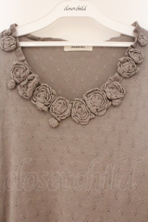 画像2: INGEBORG / 薔薇モチーフニットワンピース 11 ブラウン O-26-02-24-011-LO-OP-IG-OS (2)