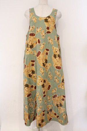 画像: WONDERFUL WORLD / くまさん総柄後ろリボンジャンパースカート  グリーン O-26-02-26-055-LO-OP-IG-OS