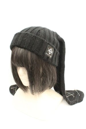 画像: REFLEM / 安全ピン付きうさ耳ニットキャップ  ブラック O-26-02-26-1040-PU-AC-IG-OS