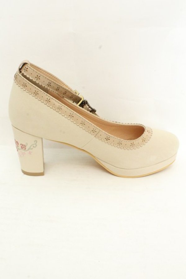 画像5: axes femme / 刺繍スカラップパンプス L ベージュ O-26-02-26-1045-AX-SH-IG-OS (5)
