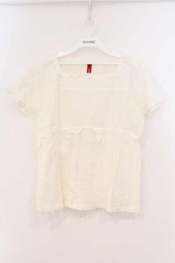 画像1: PINK HOUSE / スクエアはしごレースリネンブラウス  シロ O-26-03-03-039-LO-BL-IG-OS (1)