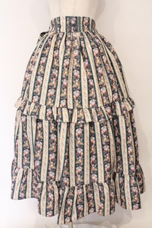 画像: axes femme kawaii / ストライプローズ柄スカート M グリーン O-26-03-03-007-AX-SK-OW-OS