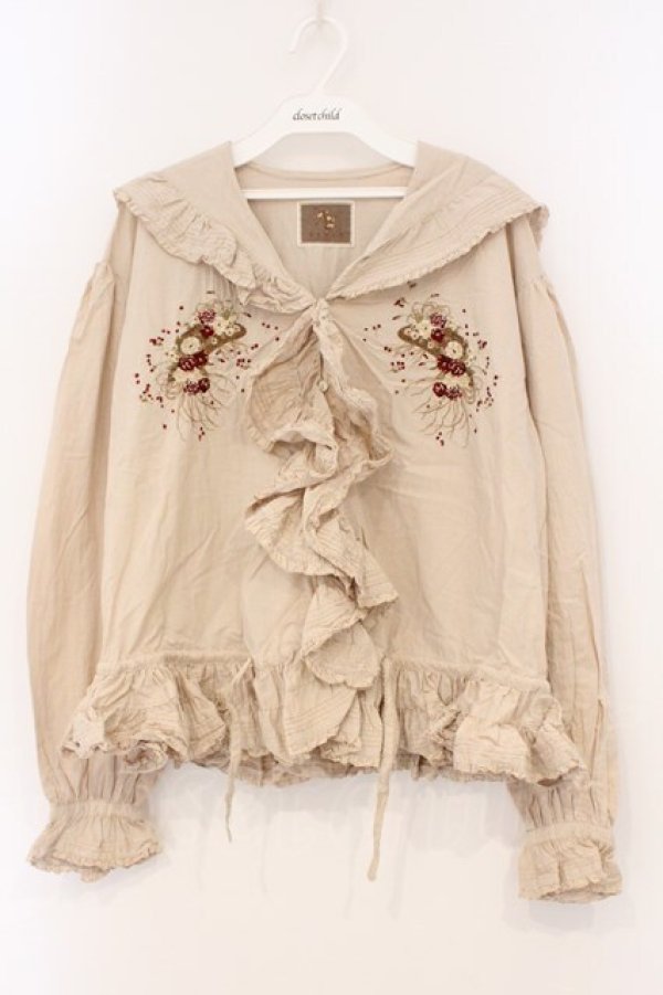 画像1: KETTY / 刺繍入りギンガムブラウス  ベージュ O-26-03-03-083-EL-BL-IG-OS (1)