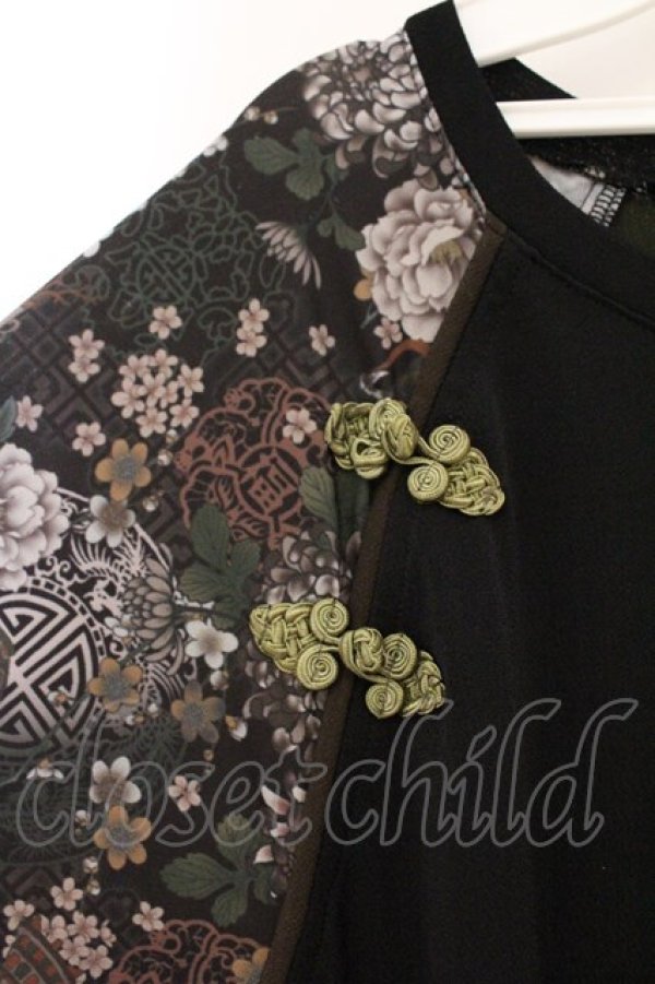 画像2: Qutie Frash / 2店舗限定チャイナロングTシャツ  ブラウン×カーキグリーン×ブラック O-26-03-03-093-QU-TO-IG-OS (2)