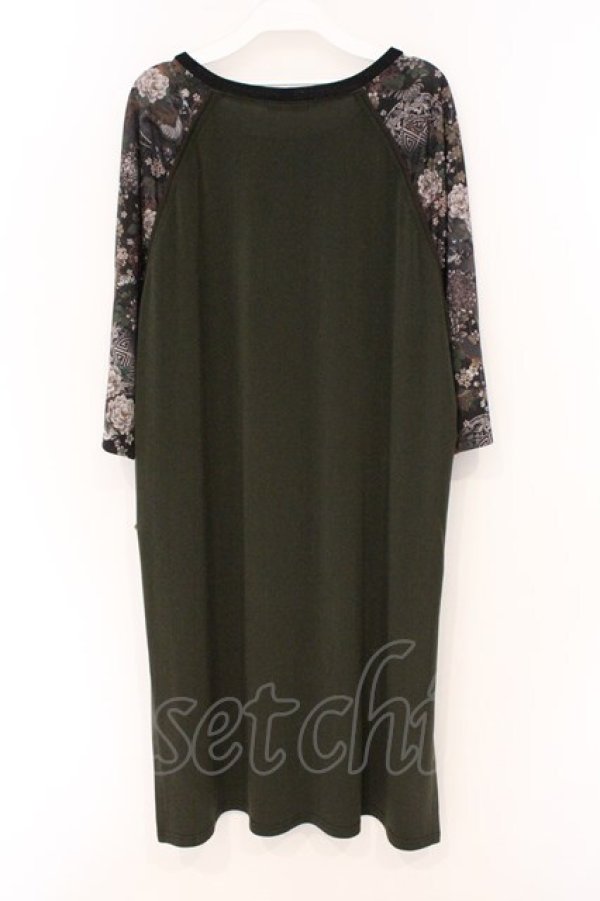 画像4: Qutie Frash / 2店舗限定チャイナロングTシャツ  ブラウン×カーキグリーン×ブラック O-26-03-03-093-QU-TO-IG-OS (4)