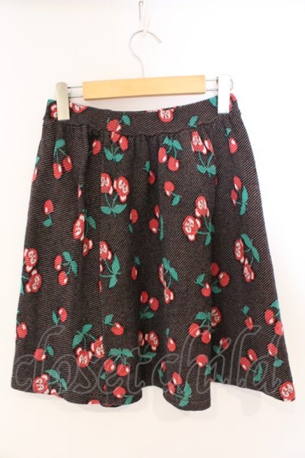 画像2: Candy Stripper / チェリーペペフレアースカート  ブラック系 O-26-03-04-068-PU-SK-IG-OS (2)
