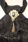 画像2: MARBLE / アンティークブローチ付きゴシック調レースタイ  ブラック O-26-03-04-024-GO-ZA-IG-OS (2)