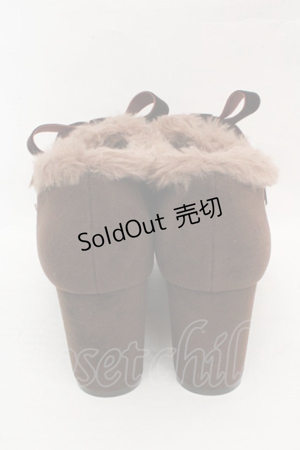 画像3: axes femme / ローズ刺繍ファーブーティ S ブラウン O-26-03-07-066-AX-SH-OW-OS (3)