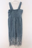 画像3: axes femme / 裾刺繍デニムジャンパースカート  ブルー O-26-03-07-1023-AX-OP-IG-OS (3)