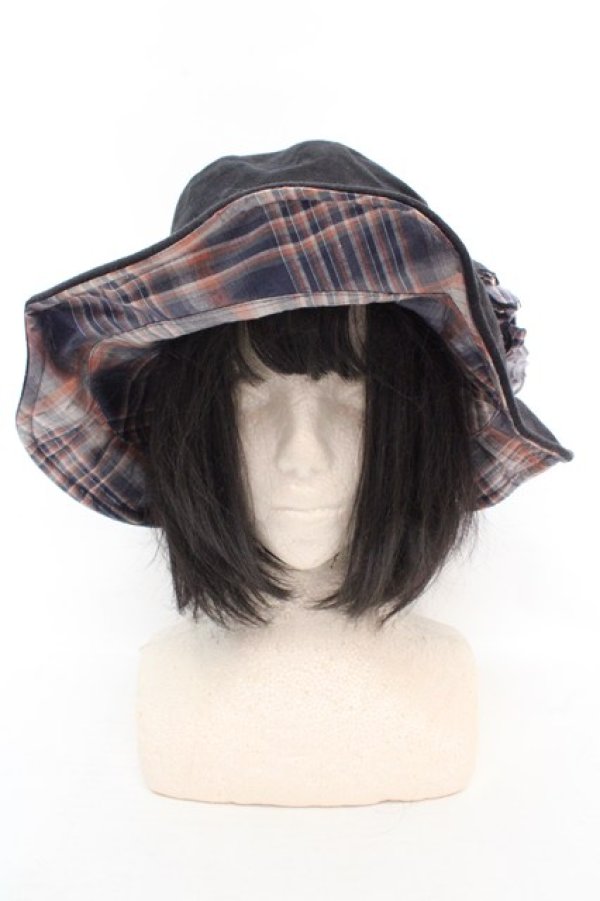 画像2: axes femme / モチーフ付きリバーシブルハット  クロ×ネイビー O-26-03-07-008-AX-AC-OW-OS (2)