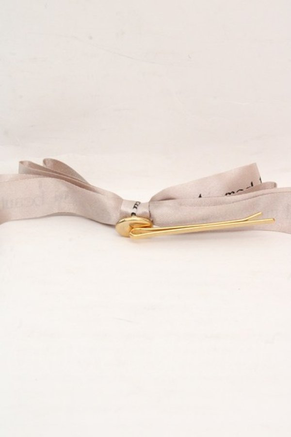 画像3: Rose Marie seoir / ロゴリボンヘアピン  グレージュ O-26-03-07-082-EL-AC-OW-OS (3)