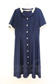 画像1: Fi.n.t / スカラップ開衿ワンピース F ネイビー O-26-03-08-002-CA-OP-OW-OS (1)