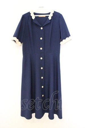 画像: Fi.n.t / スカラップ開衿ワンピース F ネイビー O-26-03-08-002-CA-OP-OW-OS