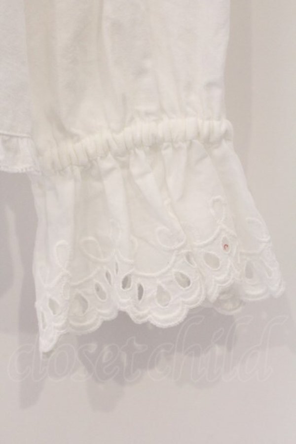 画像3: PINK HOUSE / スカラップレース使いダンガリーブラウス  シロ O-26-03-09-027-LO-BL-IG-OS (3)