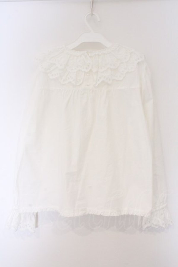 画像4: PINK HOUSE / スカラップレース使いダンガリーブラウス  シロ O-26-03-09-027-LO-BL-IG-OS (4)