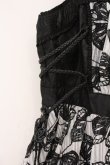 画像3: ALGONQUINS / バタフライプリントサイドレースアップワンピース  ブラック×ホワイト O-26-03-09-047-AL-OP-IG-OS (3)