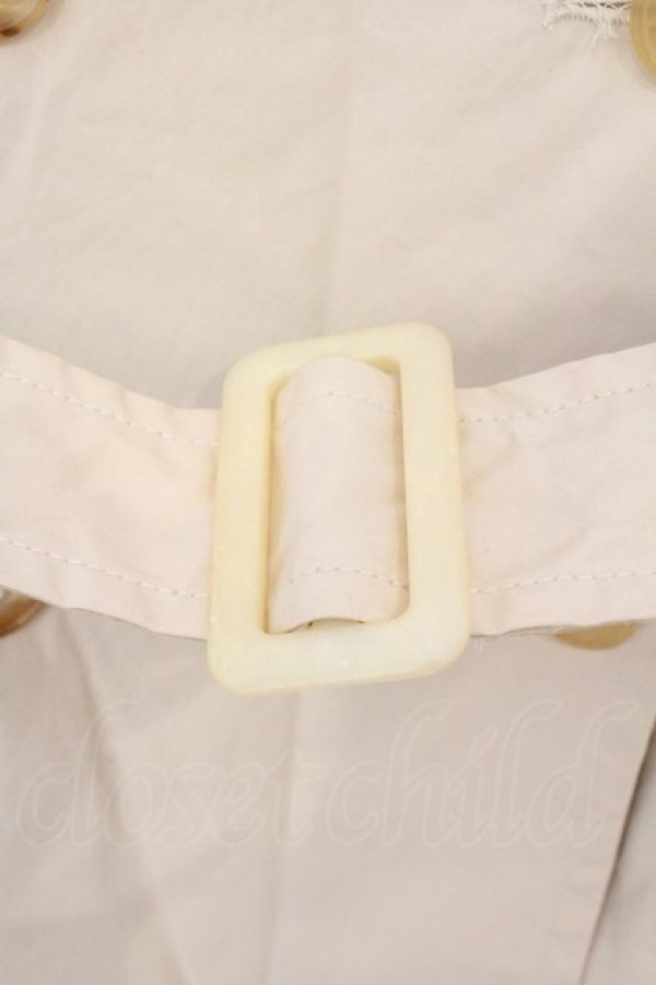 画像2: PINK HOUSE / ケープ風トレンチジャケット  アイボリー O-26-03-09-061-LO-JA-IG-OS (2)