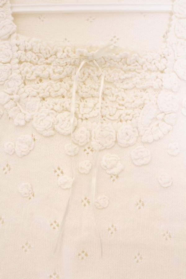 画像2: PINK HOUSE / モチーフつき透かしタンクトップ  シロ O-26-03-09-070-LO-TO-IG-OS (2)