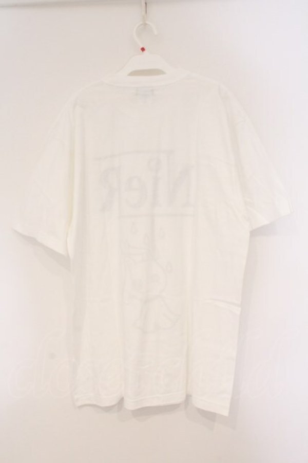 画像3: NieR Clothing / プリントTシャツ XL ホワイト NieRちゃん O-26-03-10-086-PU-TS-IG-OS (3)