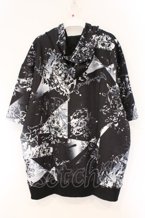 画像3: NieR Clothing / 転写ptハーフZIPプルオーバー  ブラック×ホワイト O-26-03-10-109-PU-TO-IG-OS (3)