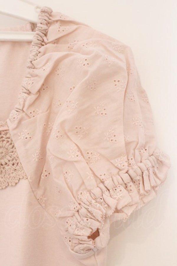 画像3: PINK HOUSE / カットワークレーススリーブTシャツ  ピンク O-26-03-10-016-LO-TO-IG-OS (3)