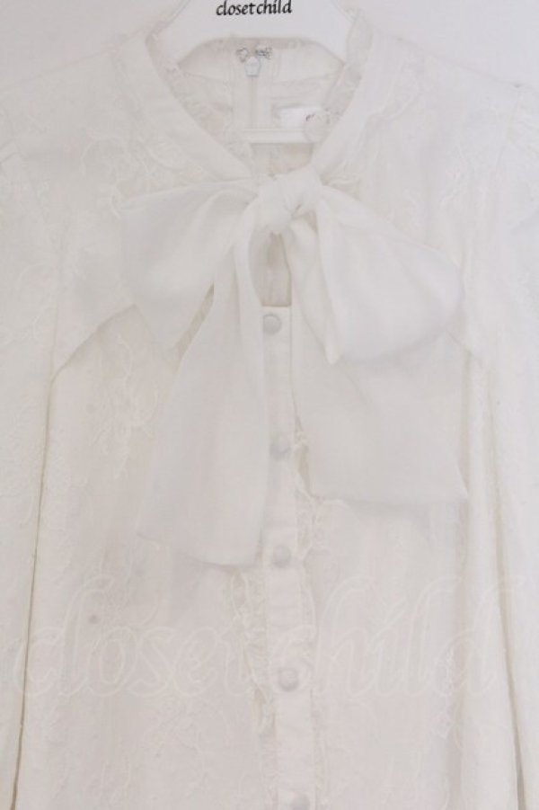 画像2: evelyn / チョーカーレースリボンブラウス  シロ O-26-03-12-1052-LO-BL-IG-OS (2)