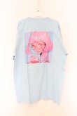 画像3: NieR Clothing / プリントTシャツ XL サックス　バックガールプリント O-26-03-12-1028-PU-TS-IG-OS (3)