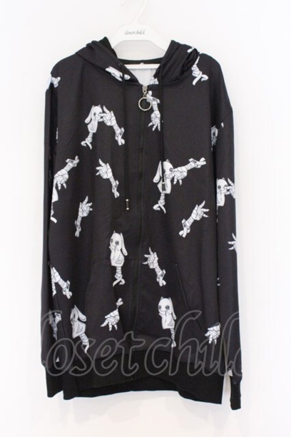 画像1: NieR Clothing / 転写ZIPパーカー F ブラック×NieRちゃん総柄 O-26-03-13-036-PU-TO-OW-OS (1)