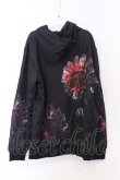 画像3: NieR Clothing / 内側ふわもこZIPパーカー F ブラック×レッド花柄 O-26-03-13-054-PU-CO-OW-OS (3)