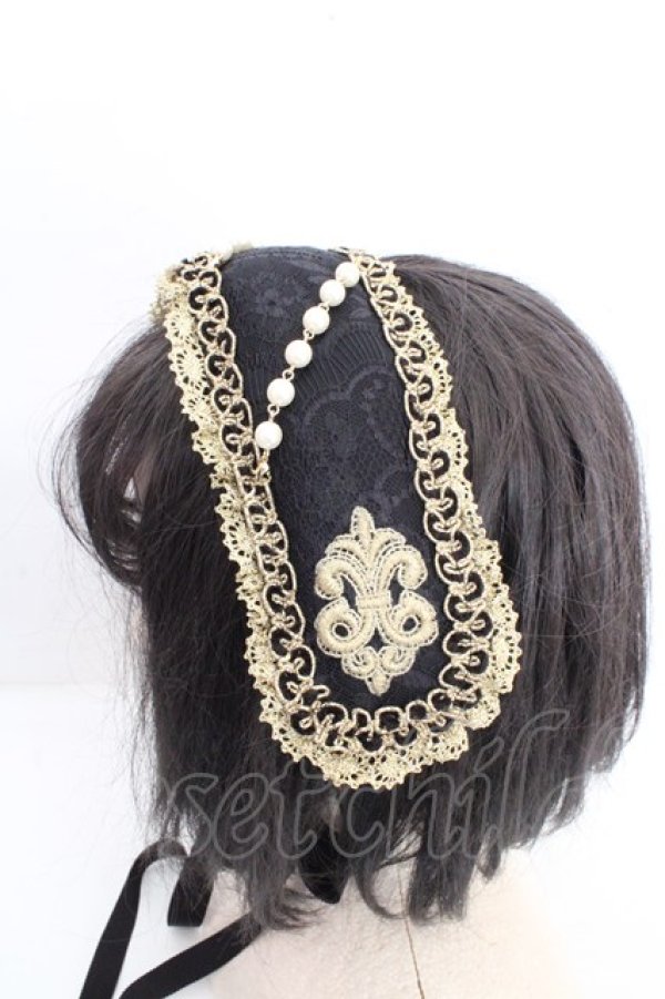 画像2: ALICE and the PIRATES / Julietteボンネットヘッドドレス  クロ×ゴールド O-26-03-13-1002-PA-AC-IG-OS (2)