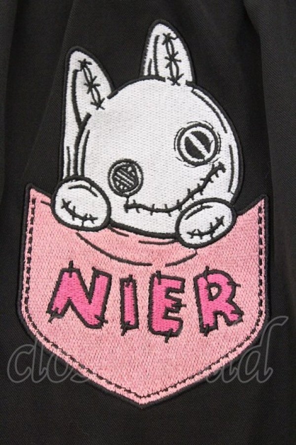 画像2: NieR Clothing / 刺繍入りワイドパンツ F ブラック O-26-03-13-009-PU-PA-OW-OS (2)