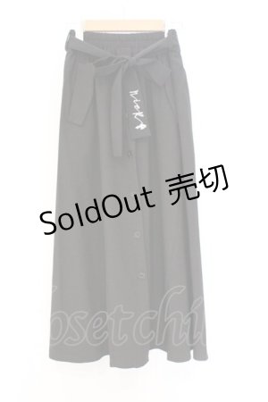 画像: NieR Clothing / ボタン配色スカート F ブラック O-26-03-13-018-PU-SK-OW-OS