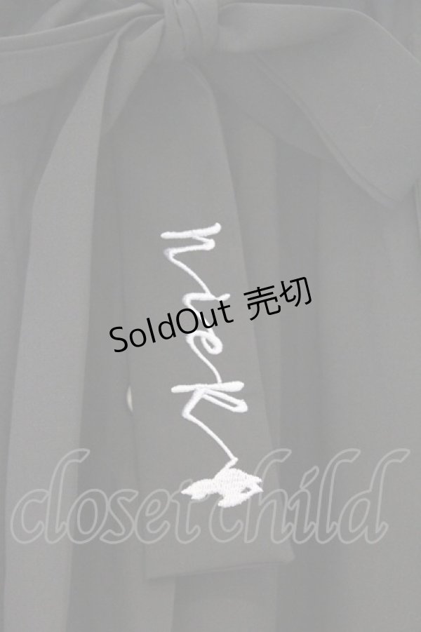 画像2: NieR Clothing / ボタン配色スカート F ブラック O-26-03-13-018-PU-SK-OW-OS (2)