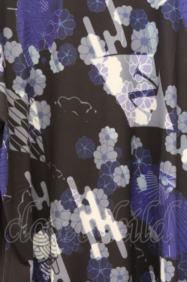 画像2: NieR Clothing / 総柄転写カットソー  ブラック パープル和傘 O-26-03-14-1019-PU-TO-IG-OS (2)
