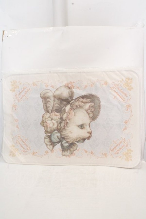 画像1: Enchantlic Enchantilly / フロアーマット  ボンネット猫ちゃん（アイボリー） O-26-03-14-060-LO-ZA-OW-OS (1)