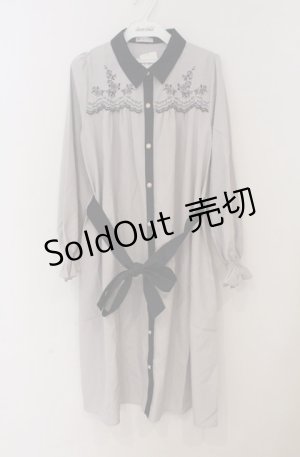 画像: axes femme / ヨークバラ刺繍ワンピース M グレー×ネイビー O-26-03-16-046-AX-OP-IG-OS