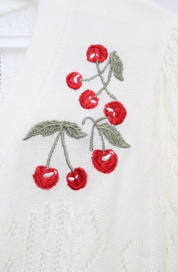 画像2: axes femme POETIQUE / チェリー刺繍ニットカーディガン M オフシロ O-26-03-18-004-AX-TO-IG-OS (2)