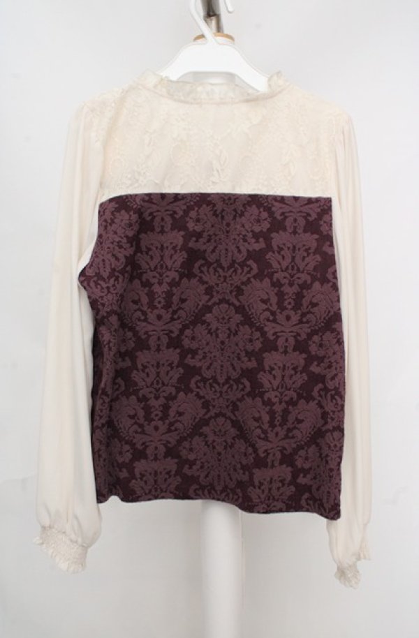 画像3: axes femme / オーナメントジャカードプルオーバー F ワイン×アイボリー O-26-03-18-053-AX-TO-IG-OS (3)