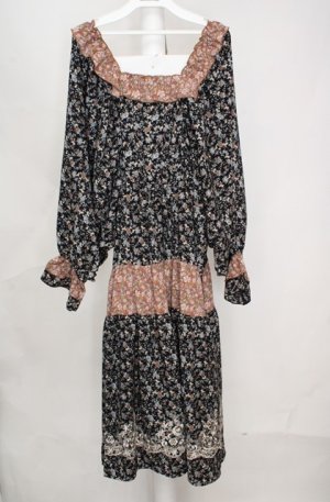 画像: axes femme NOSTALGIE / 小花切替裾刺繍ワンピース  クロ×ブラウン O-26-03-18-074-AX-OP-IG-OS