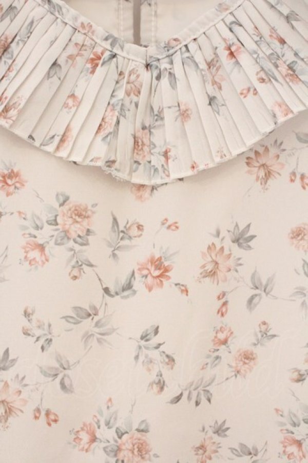 画像2: evelyn / フラワープリーツトップス  アイボリー O-26-03-19-036-LO-TO-OW-OS (2)