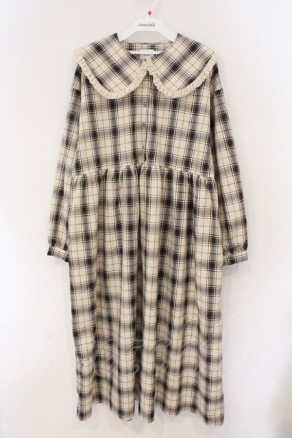 画像1: merry jenny / ベロアフリルチェックワンピース F ベージュ O-26-03-19-008-LO-OP-OW-OS (1)
