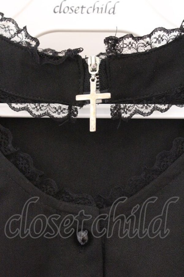 画像2: MA*RS / クロスZIP半袖ブラウス  クロ O-26-03-19-071-EL-BL-IG-OS (2)