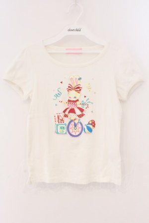 画像: Angelic Pretty / Fantasy TheaterプリントTシャツ  シロ O-26-03-19-077-AP-TS-IG-OS